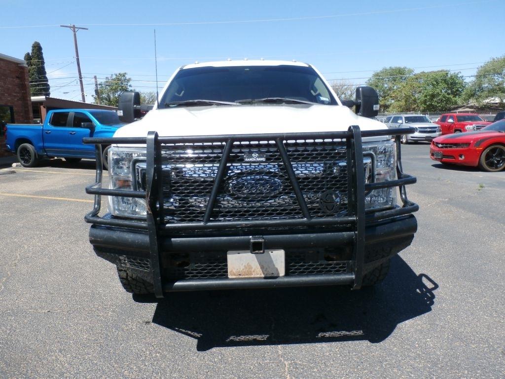 Ford F-350 SD XL Crew Cab Long Bed 4WD 2022
