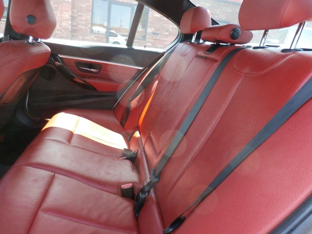 BMW 3-Series 330i SULEV Sedan 2018