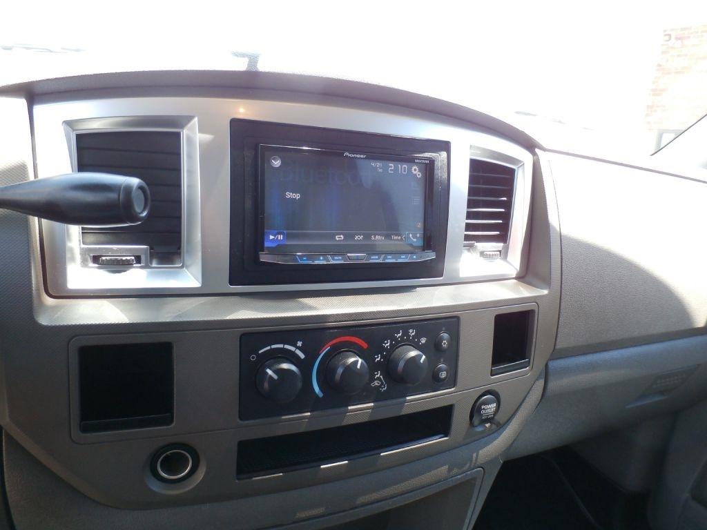 Dodge Ram 2500 ST Quad Cab 4WD 2007