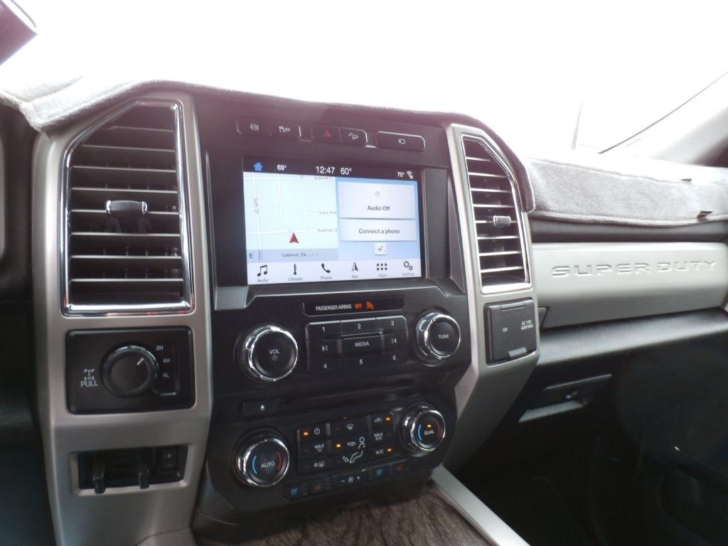 Ford F-250 SD Lariat Crew Cab 4WD 2017