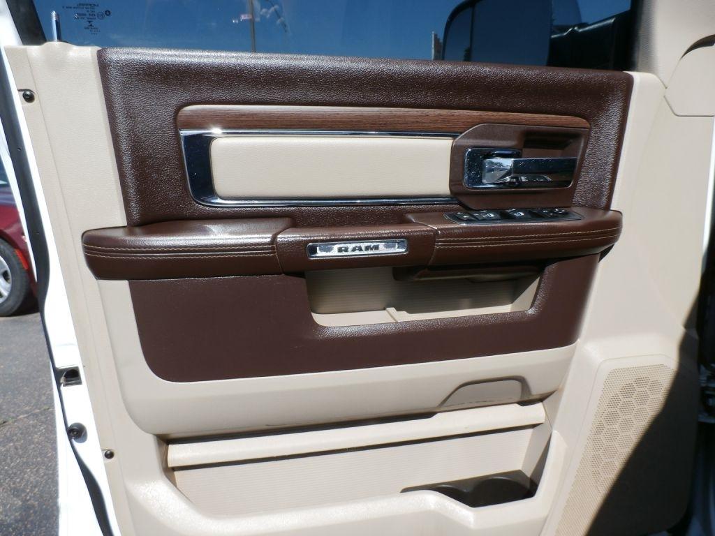 RAM 3500 Laramie Crew Cab LWB 4WD DRW 2017