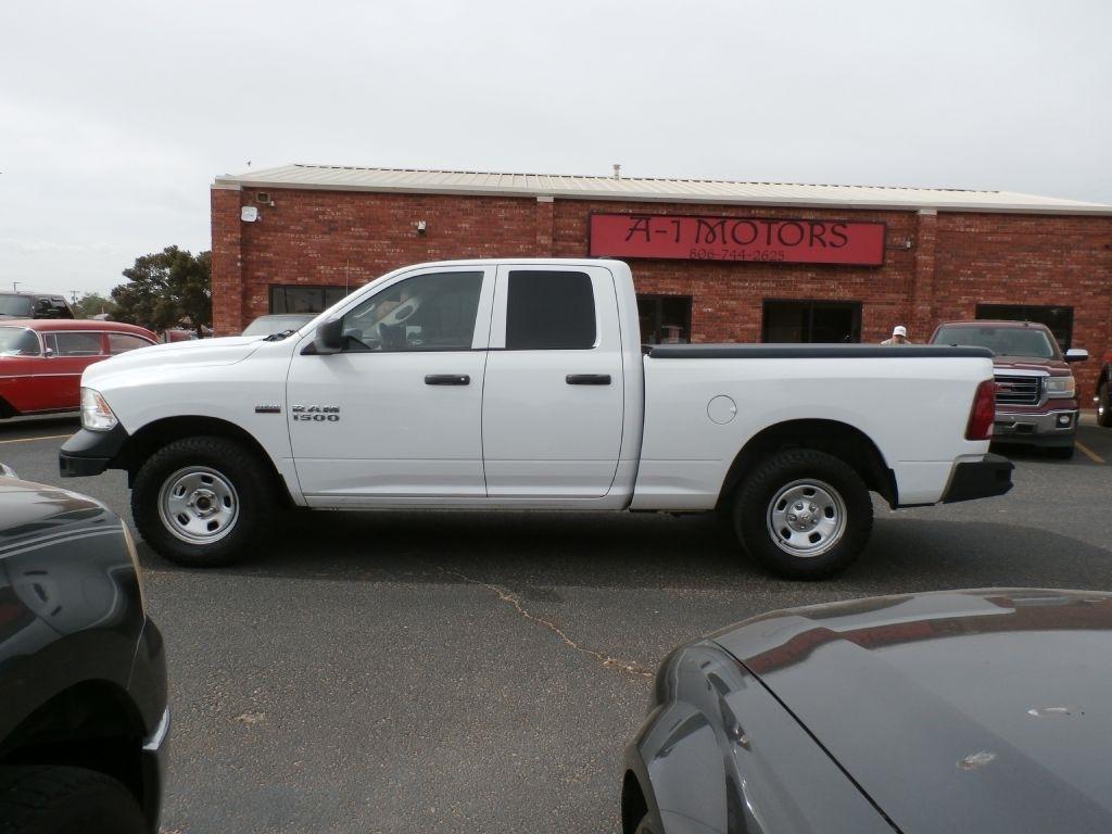 RAM 1500 Tradesman Quad Cab 4WD 2017