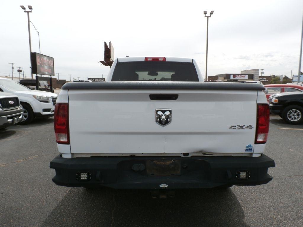 RAM 1500 Tradesman Quad Cab 4WD 2017