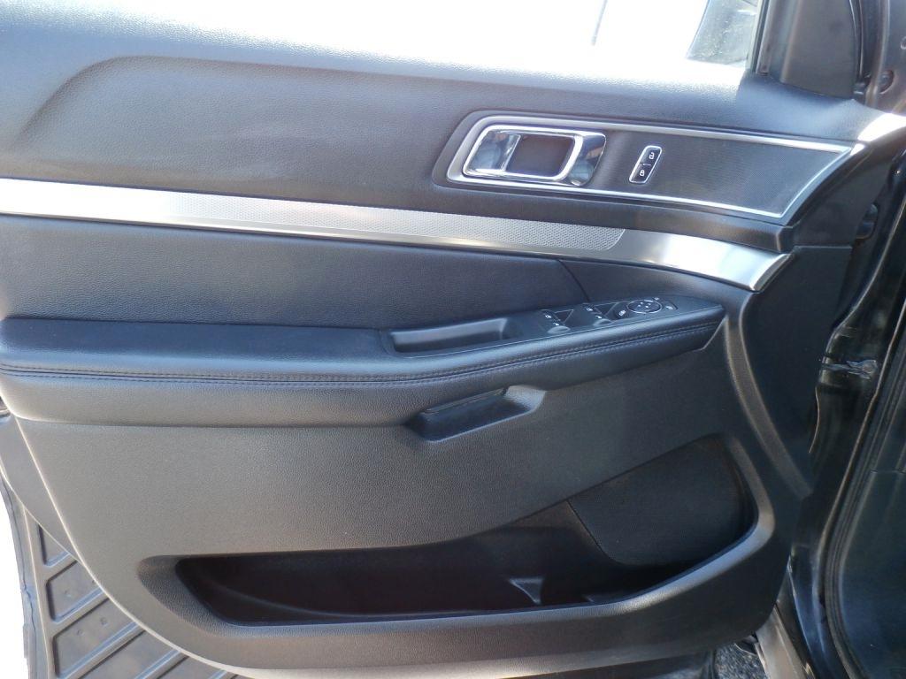 Ford Explorer XLT FWD 2018