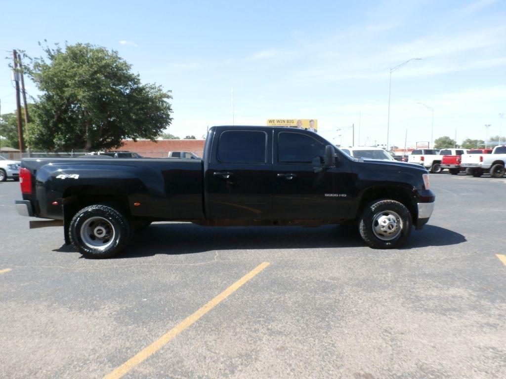 GMC Sierra 3500HD SLT Crew Cab 4WD 2011