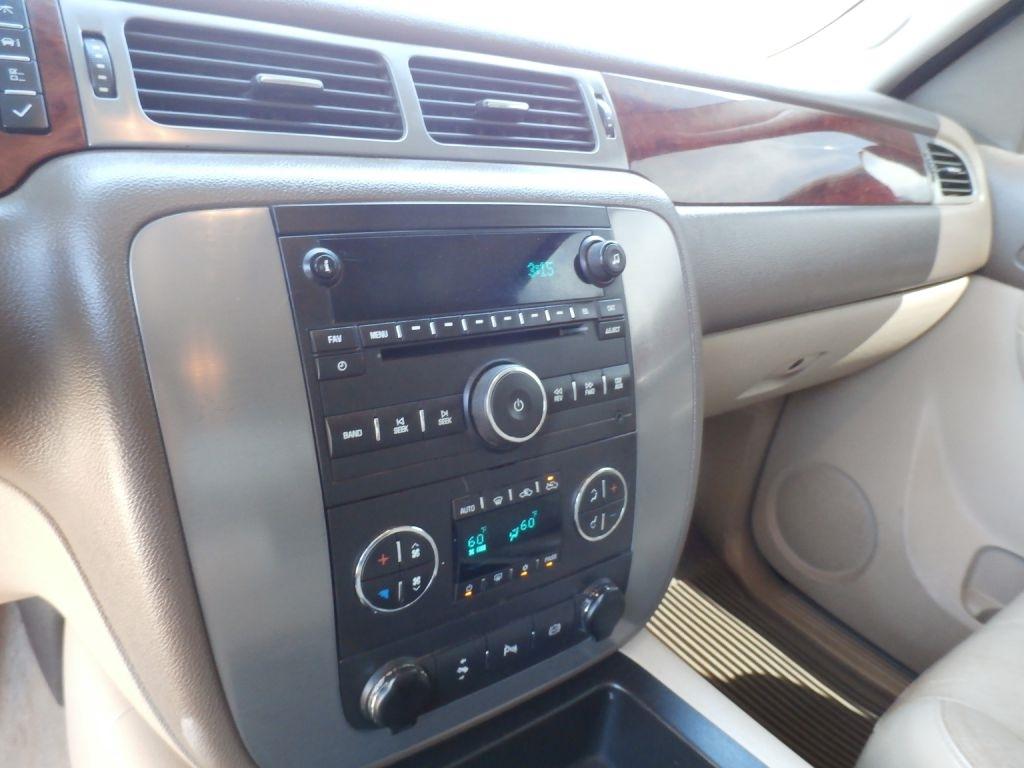 GMC Sierra 3500HD SLT Crew Cab 4WD 2011