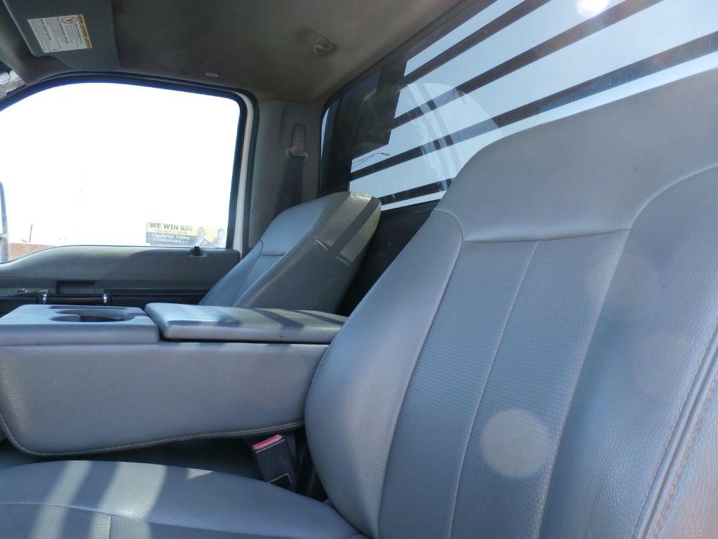 Ford F-350 SD XL DRW 4WD 2012