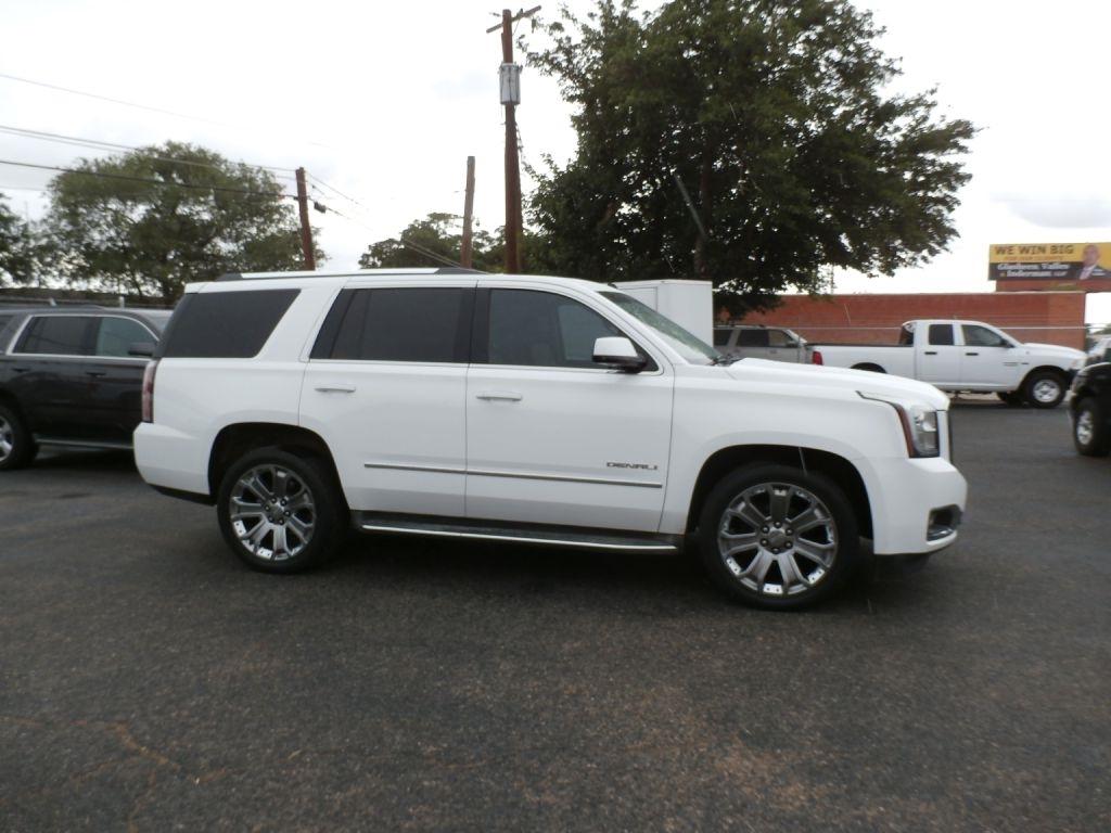 GMC Yukon Denali 4WD 2015