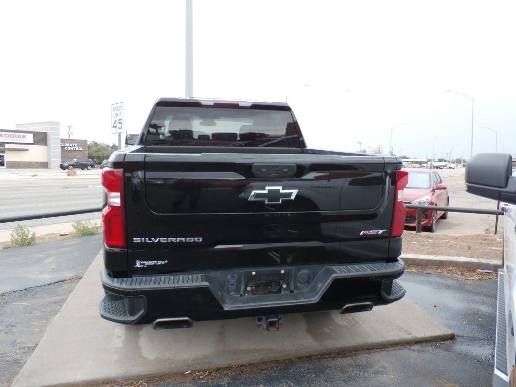 Chevrolet Silverado 1500 RST Crew Cab 4WD 2022