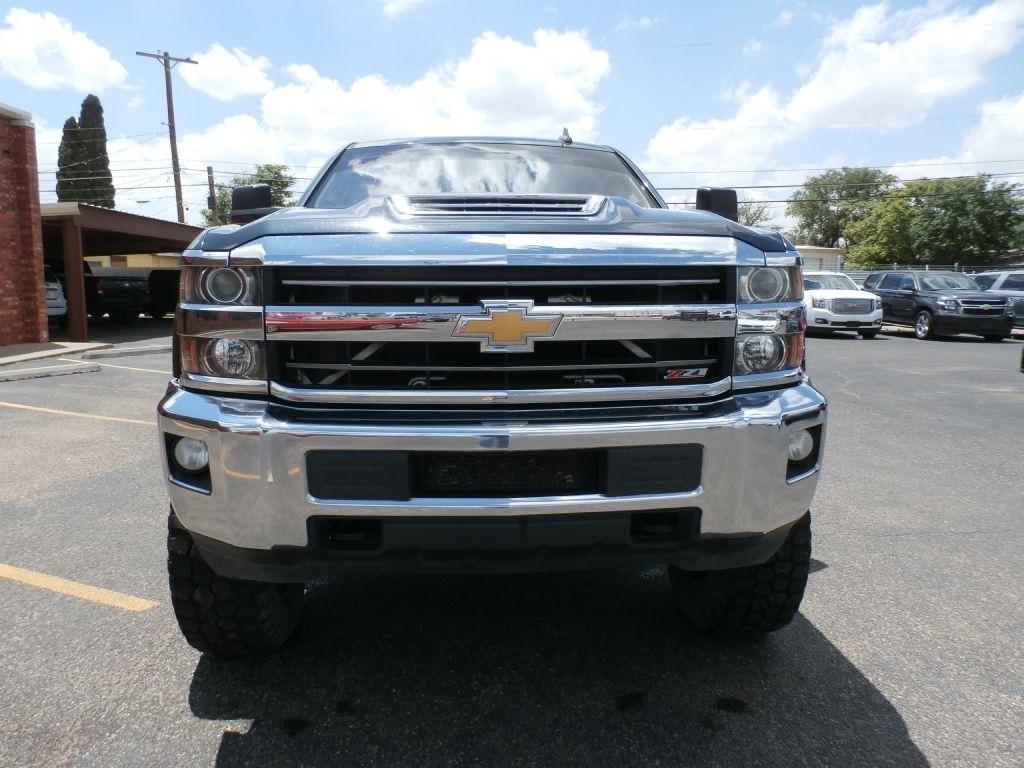 Chevrolet Silverado 2500HD LT Crew Cab 4WD 2018