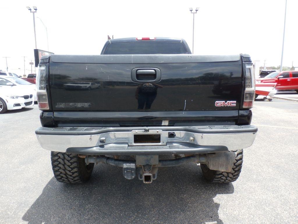 GMC Sierra 2500HD Work Truck Crew Cab Long Bed 4WD 2005