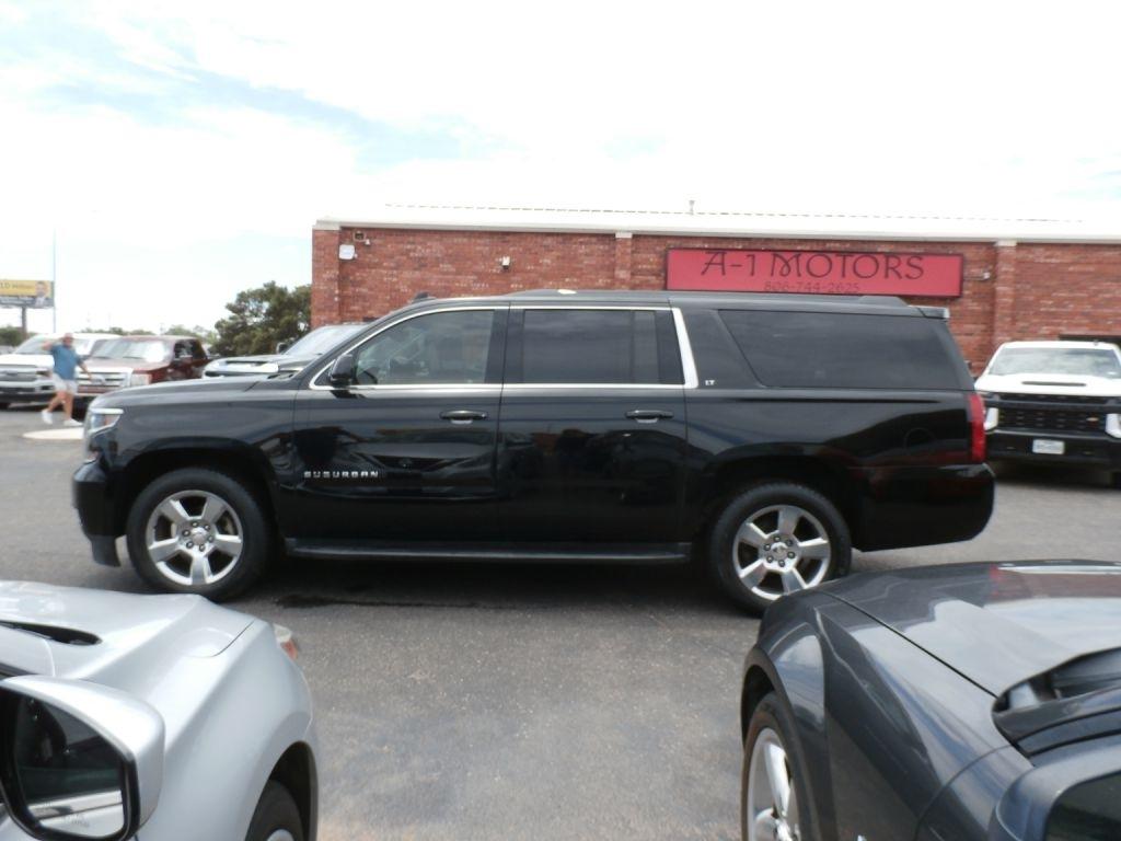 Chevrolet Suburban LT 2WD 2017
