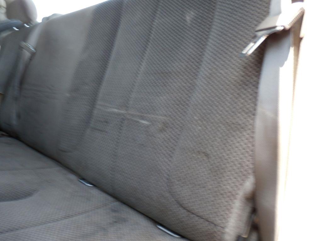 Dodge Ram 3500 ST Quad Cab 4WD DRW 2004