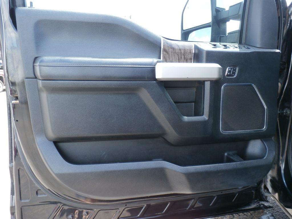 Ford F-250 SD XL Crew Cab 4WD 2017