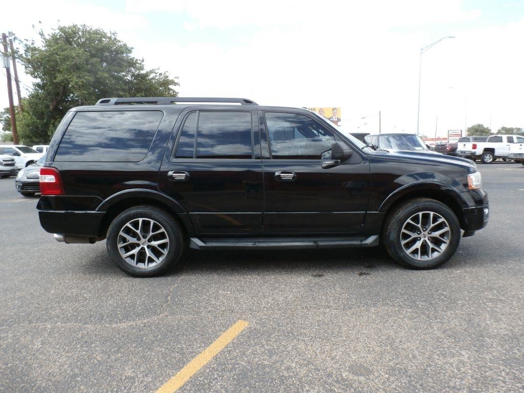 Ford Expedition XLT 2WD 2016