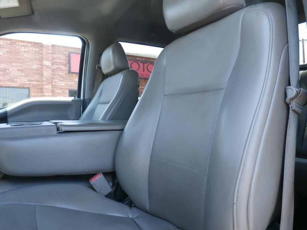 Ford F-250 SD XL Crew Cab 4WD 2017