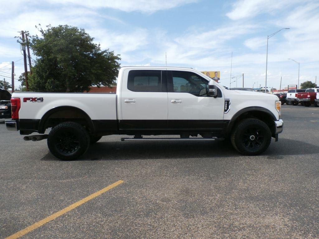 Ford F-250 SD Lariat Crew Cab 4WD 2017