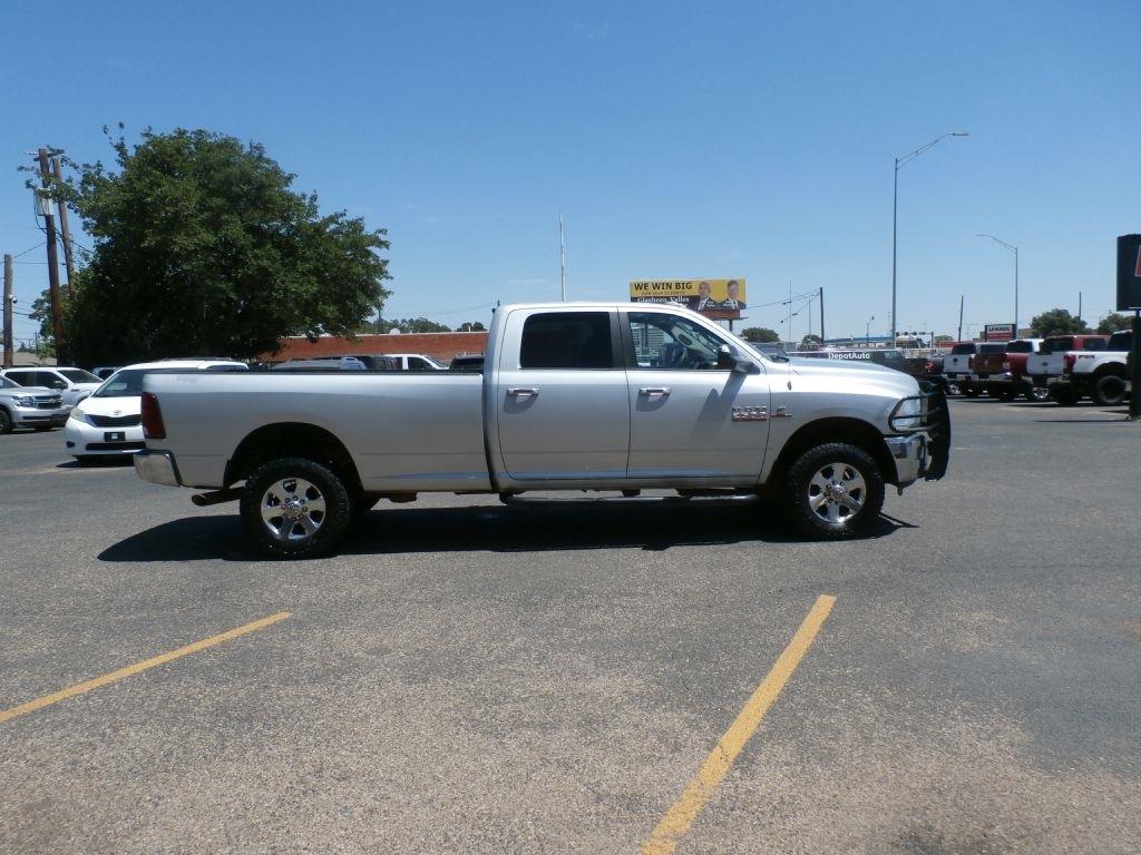 2015 RAM 2500 SLT 4X4 Crew Cab LWB's photo