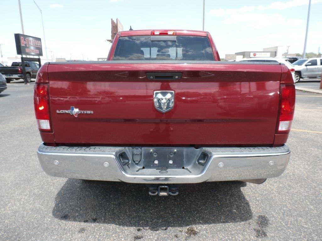 RAM 1500 SLT Quad Cab 2WD 2014