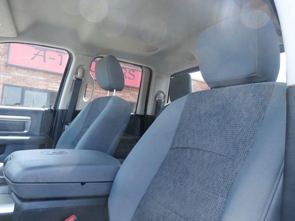 RAM 1500 SLT Quad Cab 2WD 2014