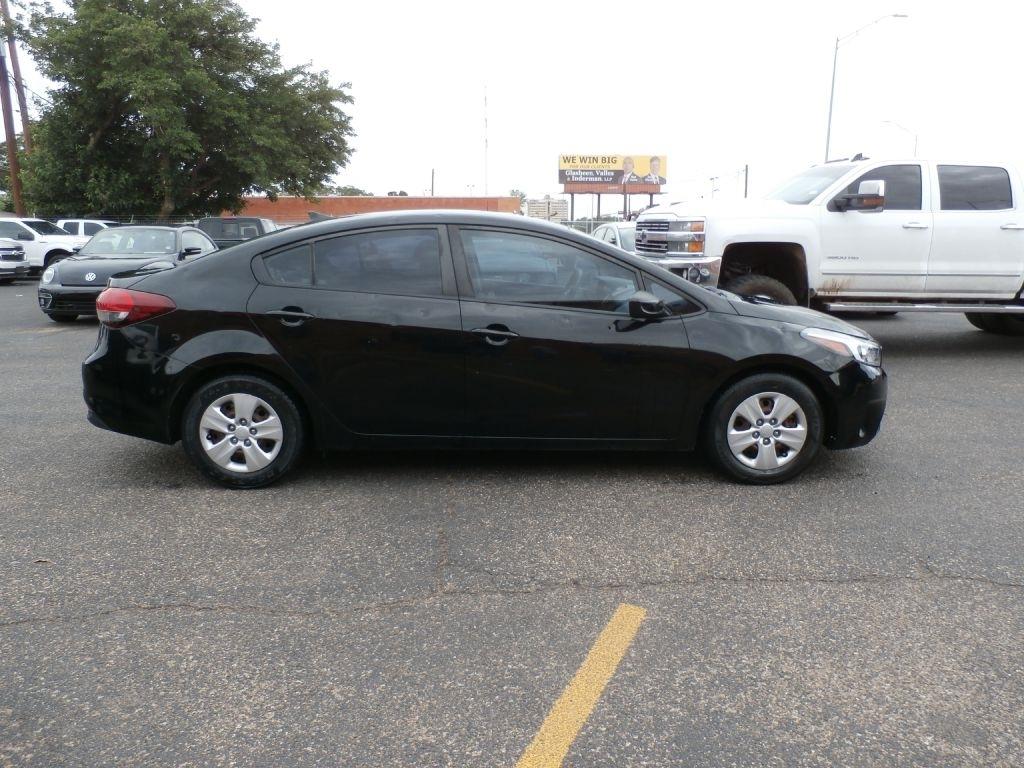 Kia Forte LX 6A 2017