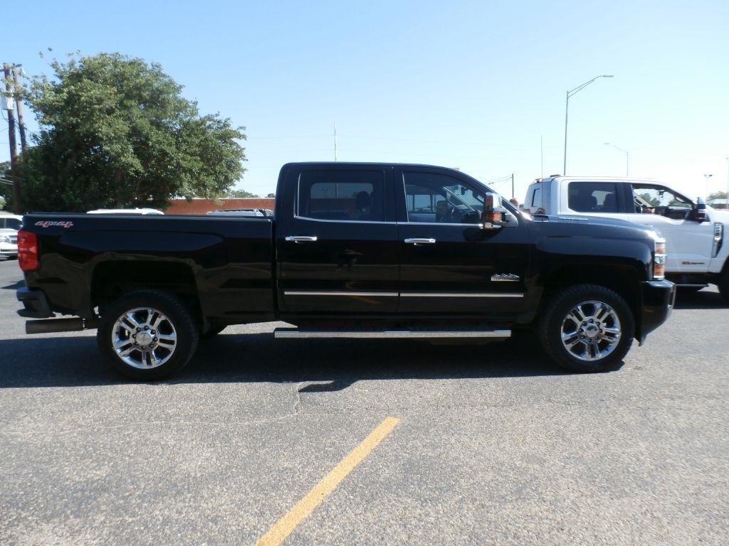 Chevrolet Silverado 2500HD LT Crew Cab 4WD 2017