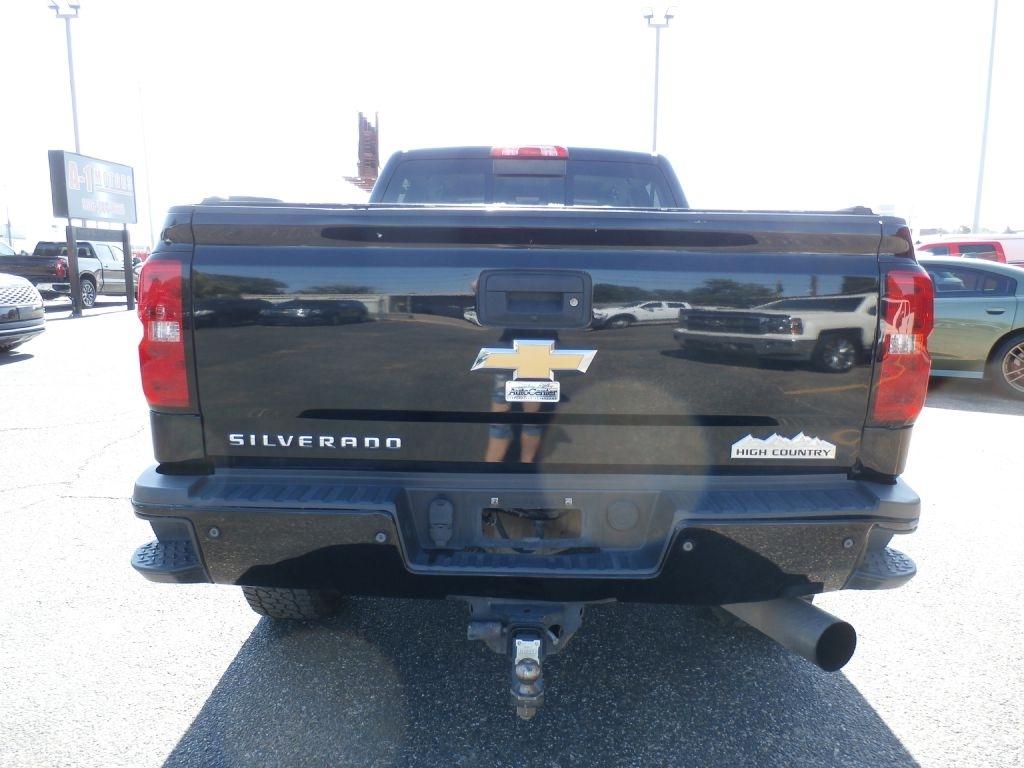 Chevrolet Silverado 2500HD LT Crew Cab 4WD 2017