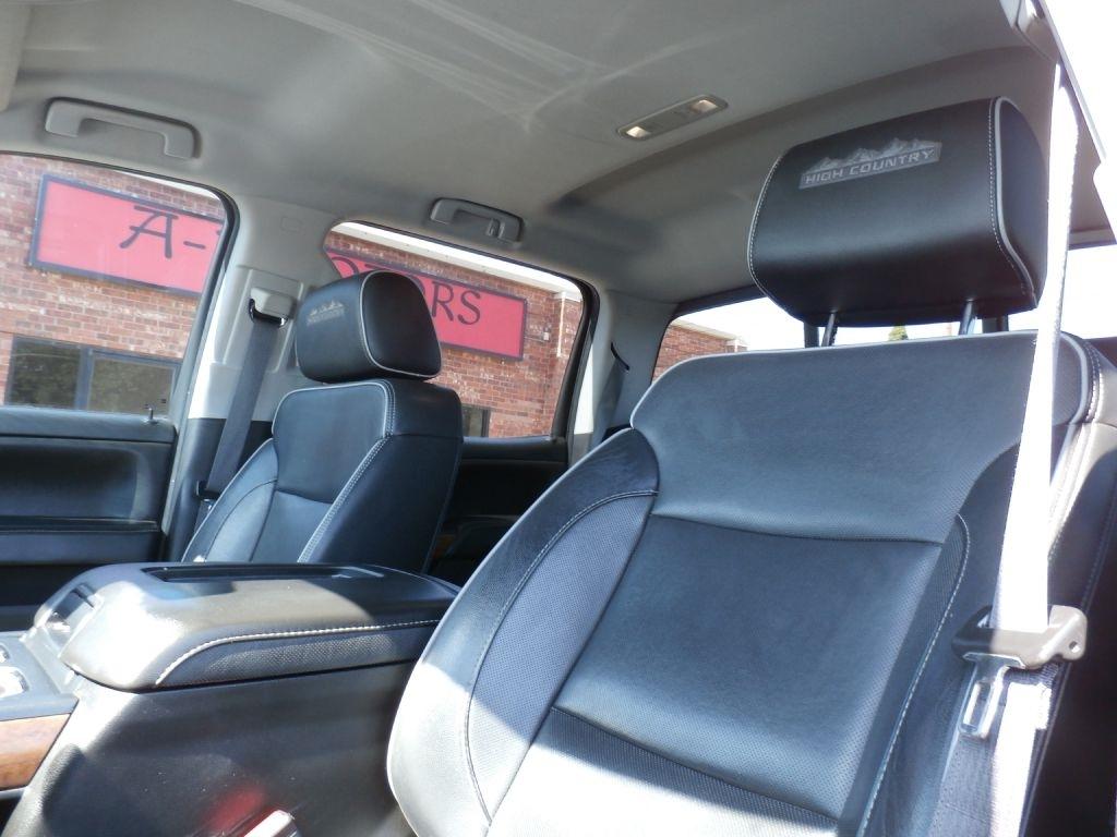 Chevrolet Silverado 2500HD LT Crew Cab 4WD 2017