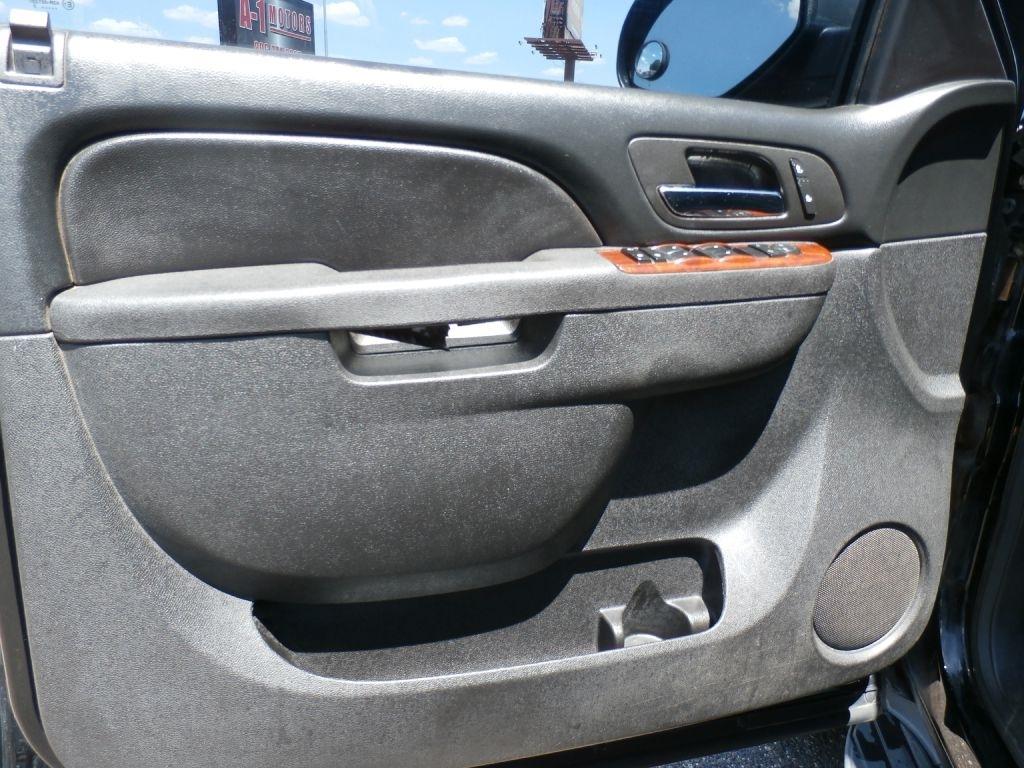Chevrolet Tahoe LT 2WD 2013