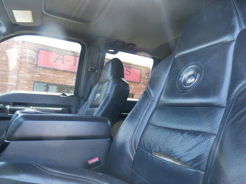 Ford F-350 SD Lariat Crew Cab 4WD 2010