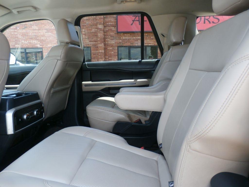 Ford Expedition MAX XLT 2023