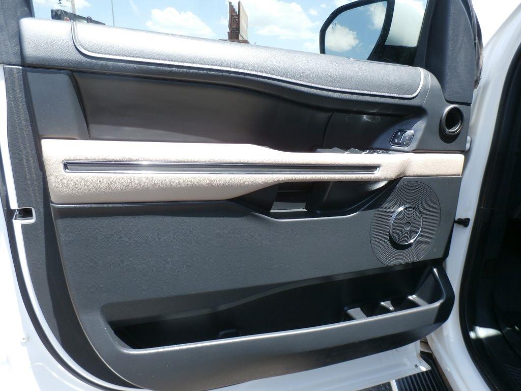Ford Expedition MAX XLT 2023