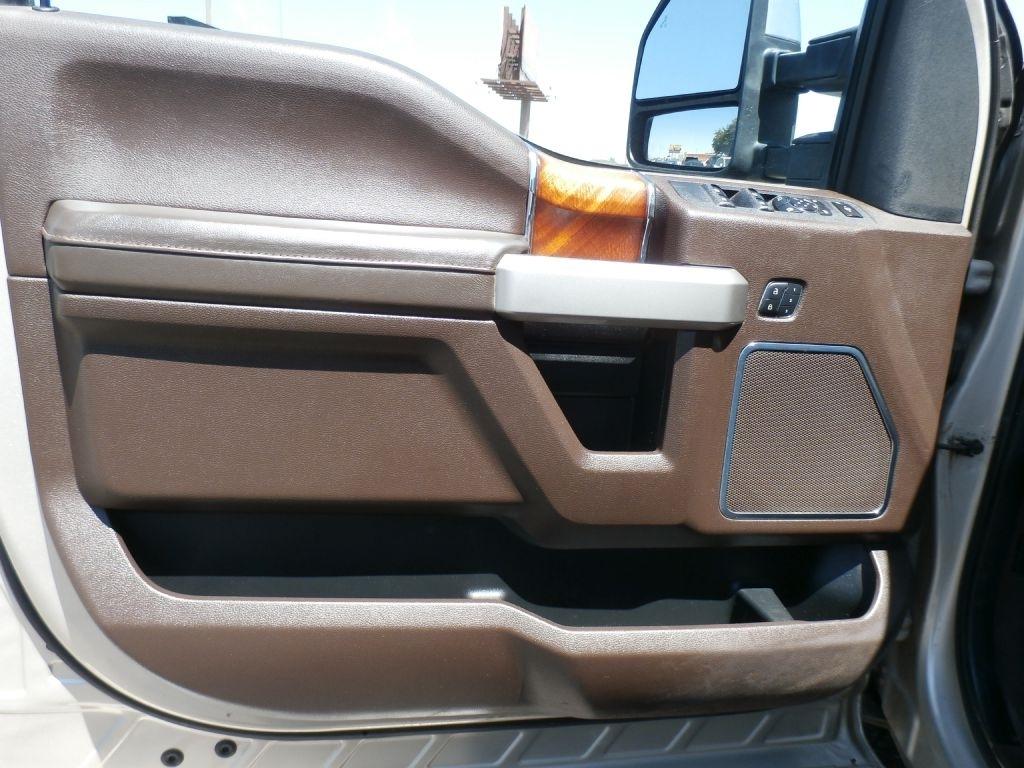 Ford F-250 SD XL Crew Cab 4WD 2017