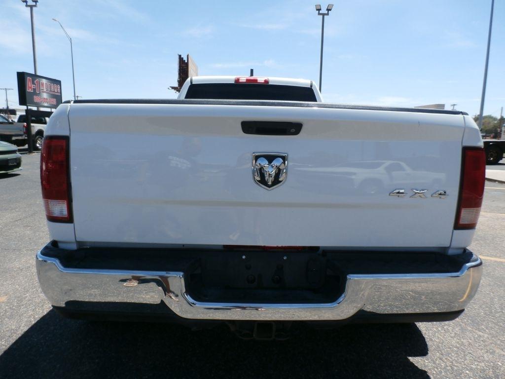 RAM 3500 Tradesman Crew Cab 4WD DRW 2015