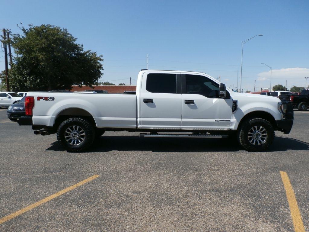 Ford F-250 SD XLT Crew Cab 4WD 2022