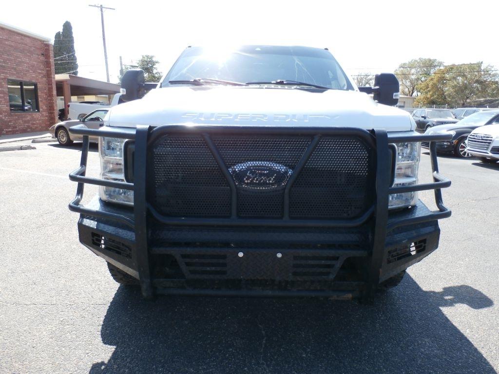 Ford F-250 SD XLT Crew Cab 4WD 2022