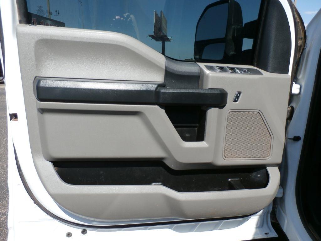 Ford F-250 SD XLT Crew Cab 4WD 2022