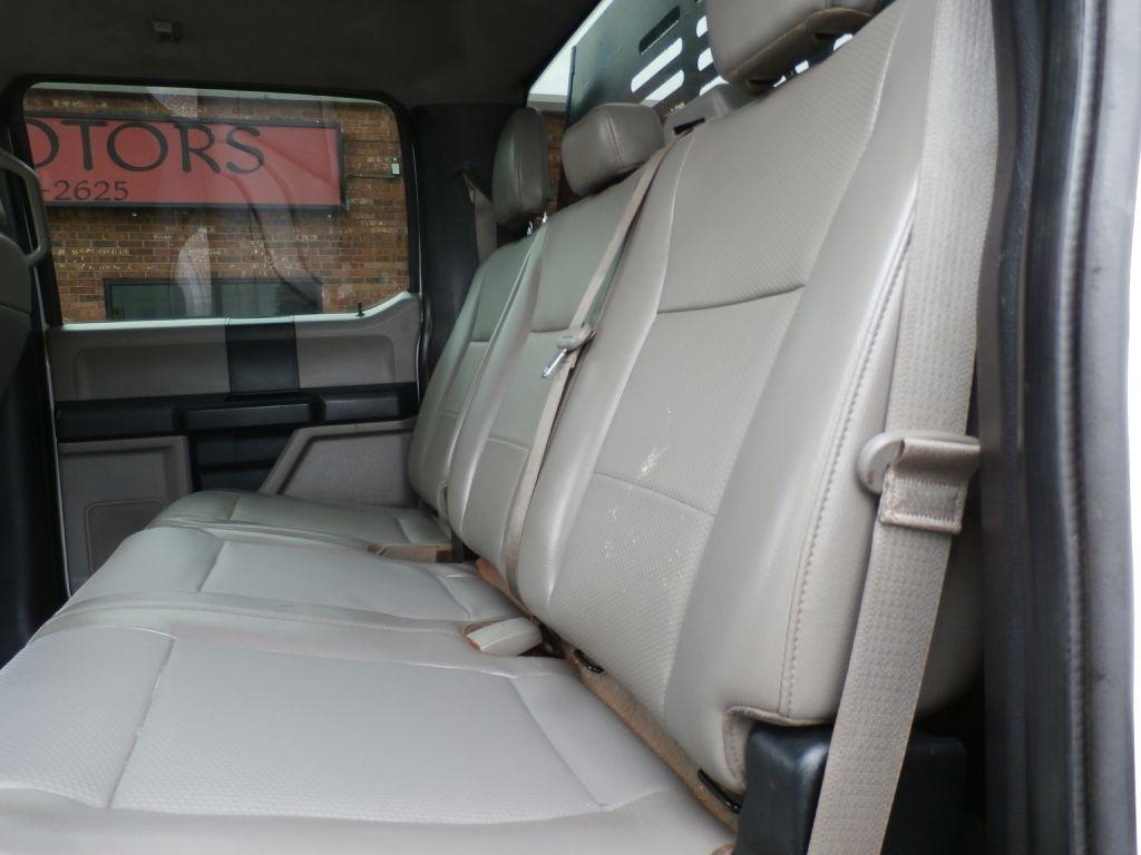 Ford F-250 SD XL Crew Cab 4WD 2018