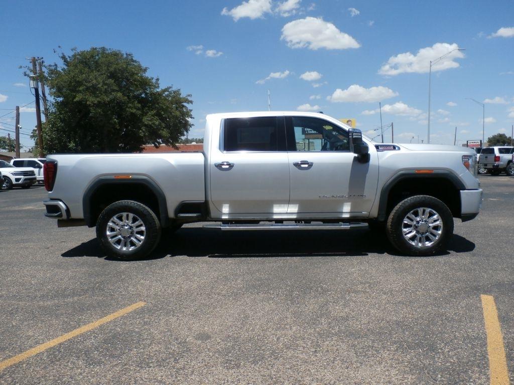 GMC Sierra 2500HD Denali Crew Cab 4WD 2020