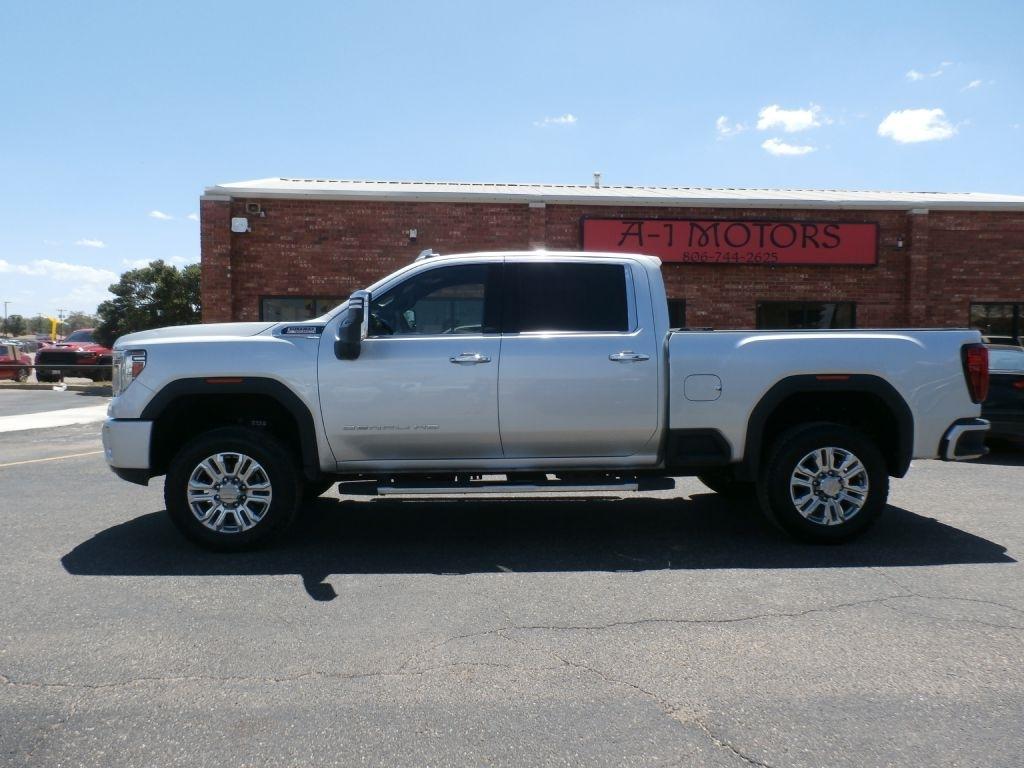 GMC Sierra 2500HD Denali Crew Cab 4WD 2020