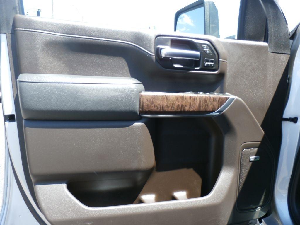 GMC Sierra 2500HD Denali Crew Cab 4WD 2020