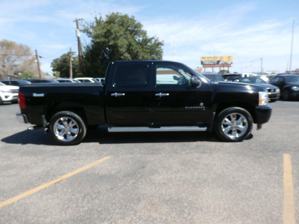 2011 Chevrolet Silverado 1500 LS Crew Cab Short Box 2WD