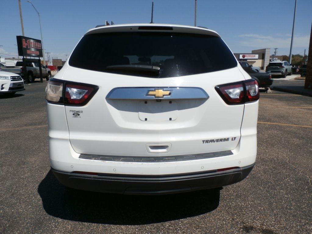 Chevrolet Traverse 1LT FWD 2013