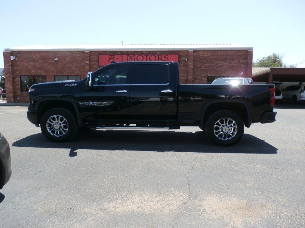 Chevrolet Silverado 2500HD LTZ Crew Cab Long Box 4WD 2024
