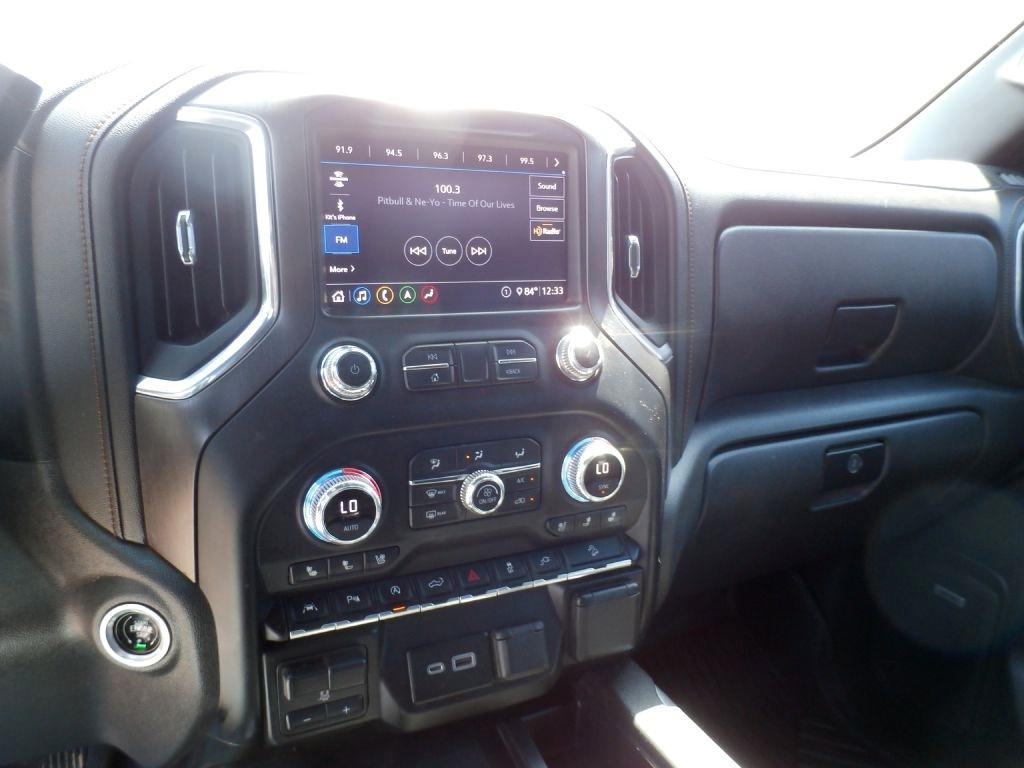 GMC Sierra 1500 AT4 Crew Cab Long Box 4WD 2020