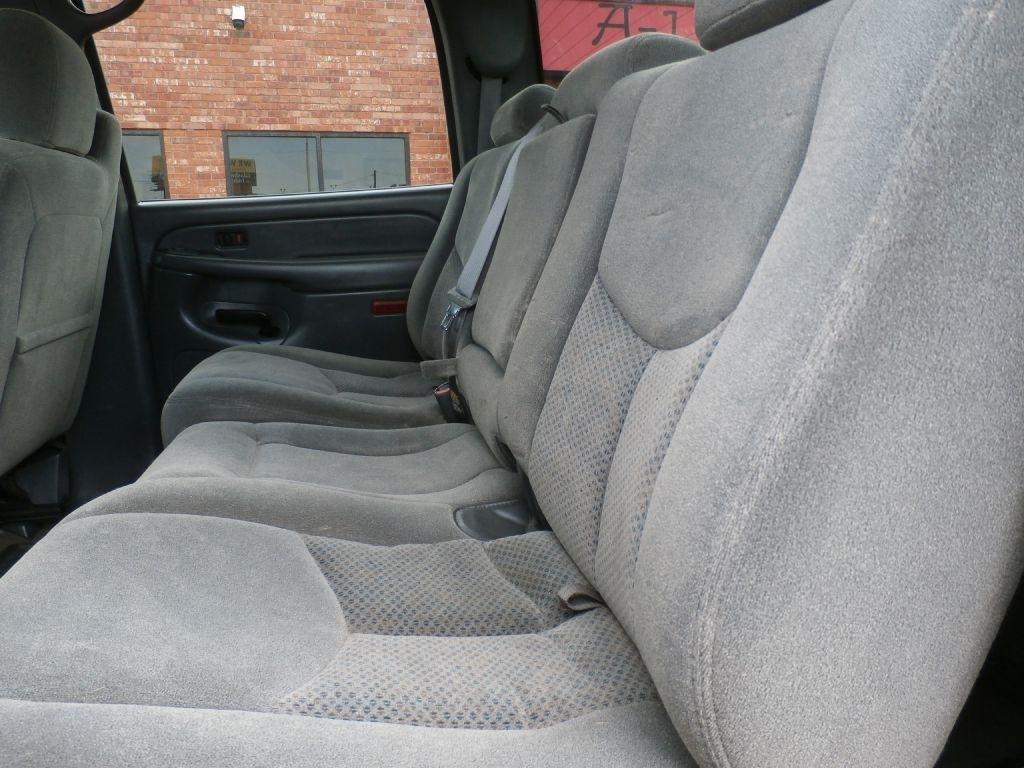 Chevrolet Silverado 2500HD Work Truck Crew Cab Long Bed 2WD 2004