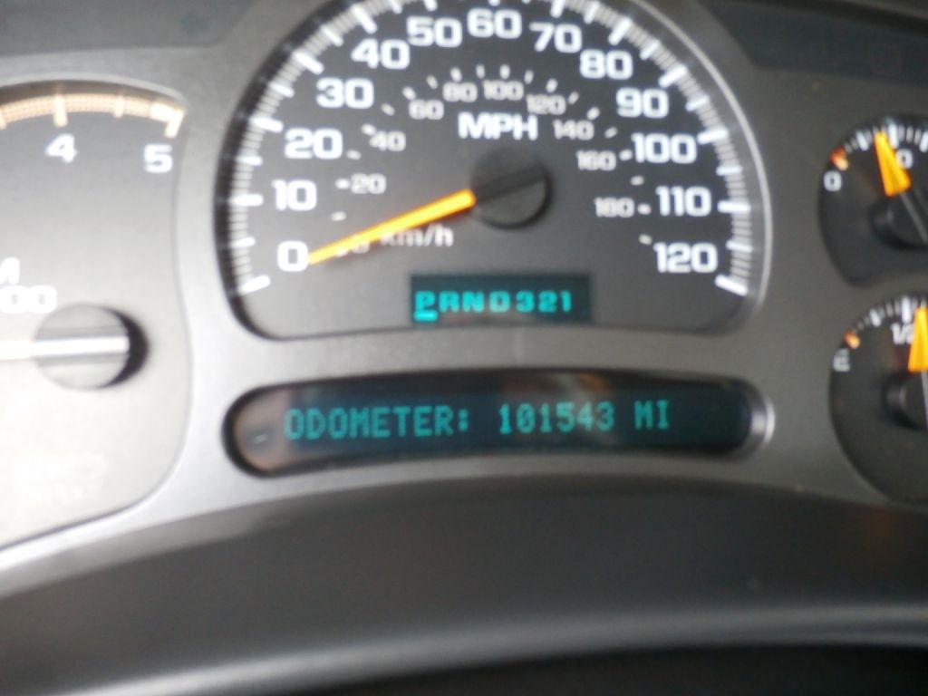 Chevrolet Silverado 2500HD Work Truck Crew Cab Long Bed 2WD 2004