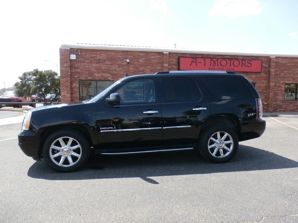 GMC Yukon Denali 4WD 2013