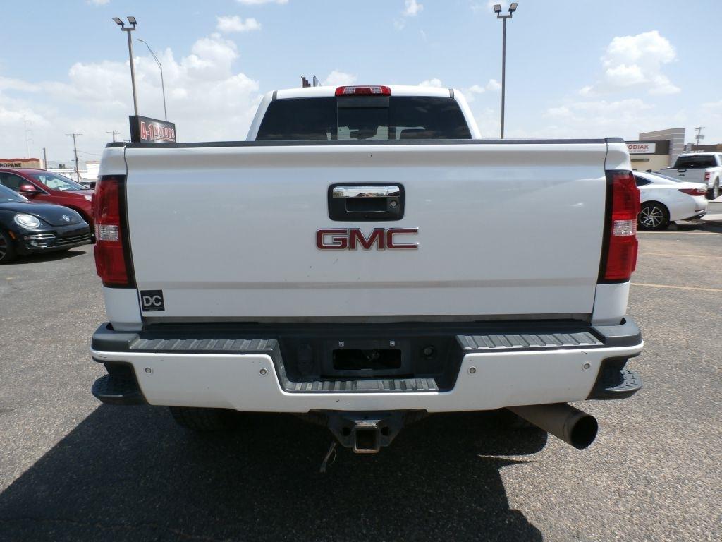 GMC Sierra 2500HD Denali Crew Cab 4WD 2018