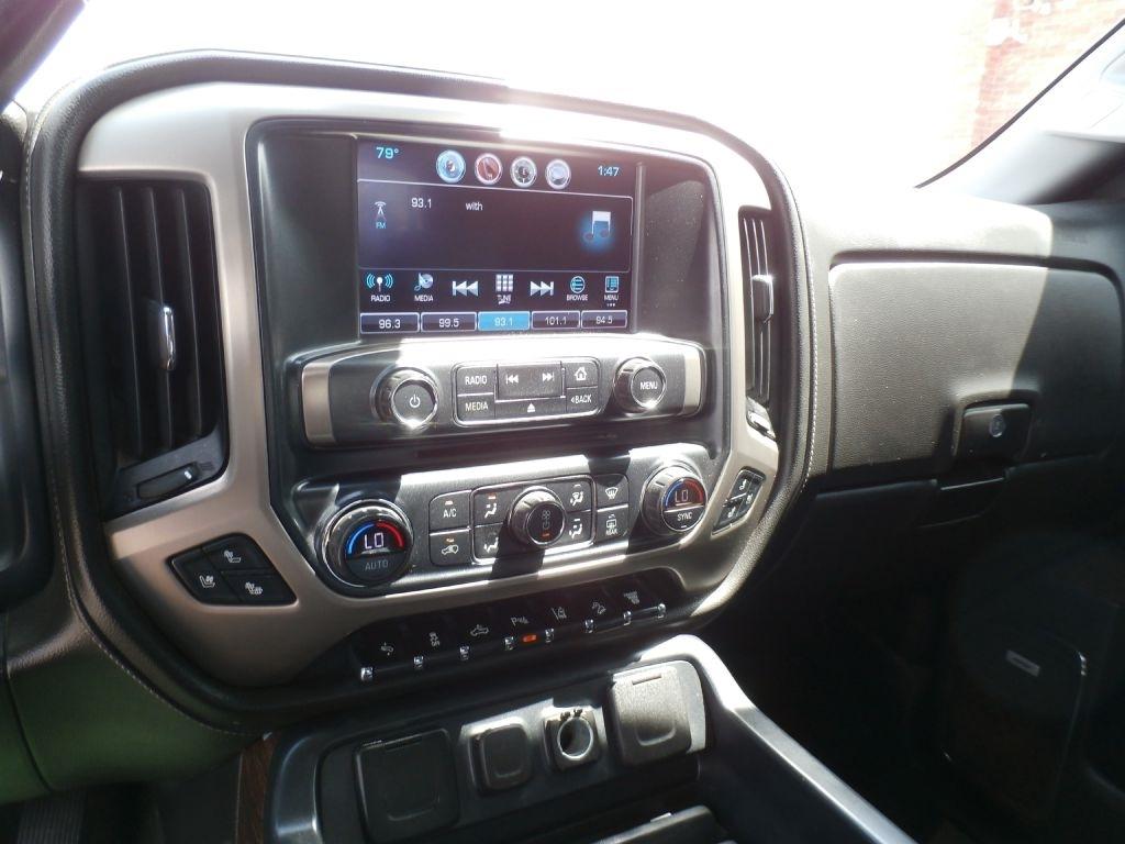 GMC Sierra 2500HD Denali Crew Cab 4WD 2018